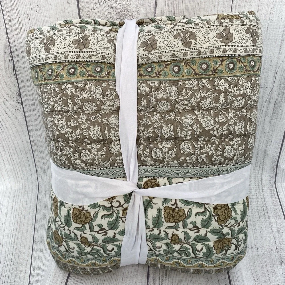Nicole Miller Artelier Quilt FULL/QUEEN Floral Traditional Block Cotton Boho